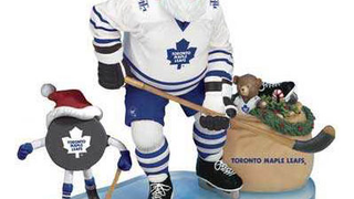 Santa Fired For Telling A 3-Year-Old The Maple Leafs Suck